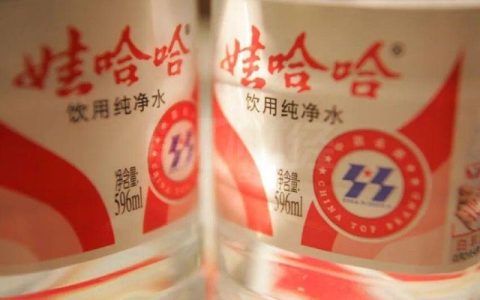 农夫山泉惨变“农夫伤缺”，娃哈哈躺赚，“鹬蚌相争，渔翁得利”