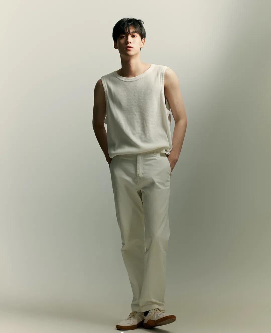 把松弛感刻进DNA！田栩宁私服穿搭教科书来了！