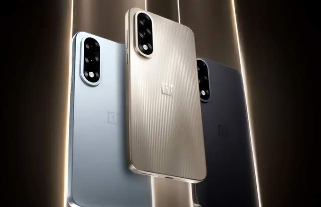 一加Ace5刷新中端机市场，双重革新带来突破体验