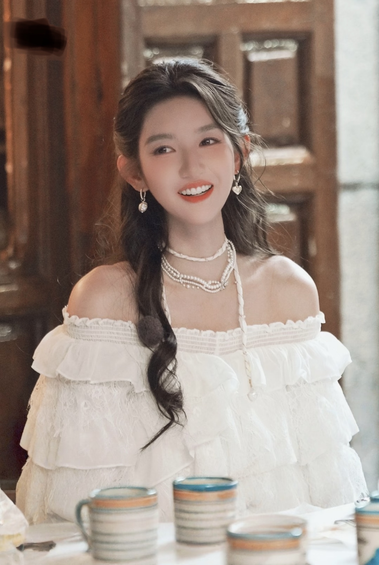 王玉雯的精致配饰大合集，用配饰装点穿搭，超有时尚张力