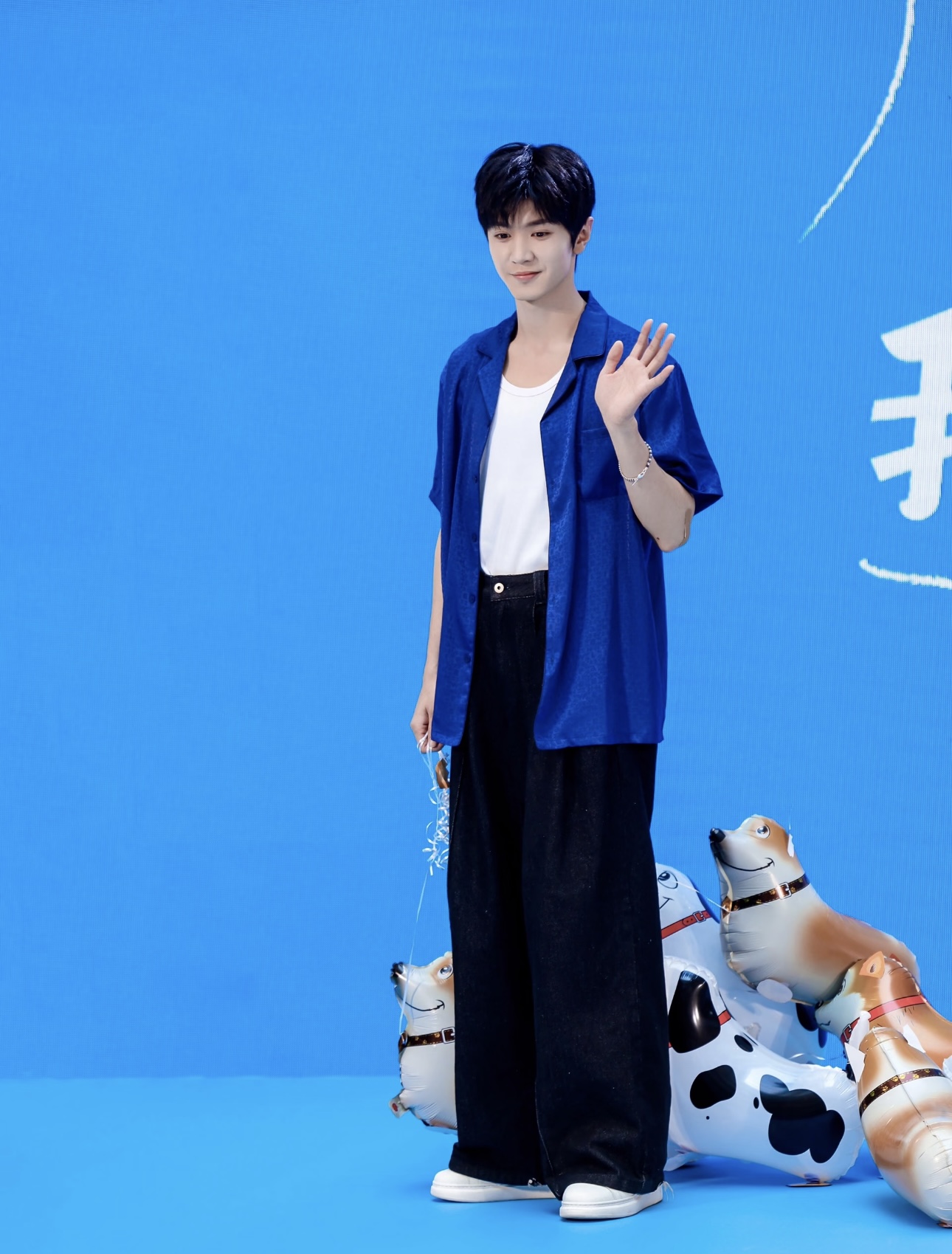 曾舜晞、陈哲远穿搭指南：清爽又夏天，不费力的少年感