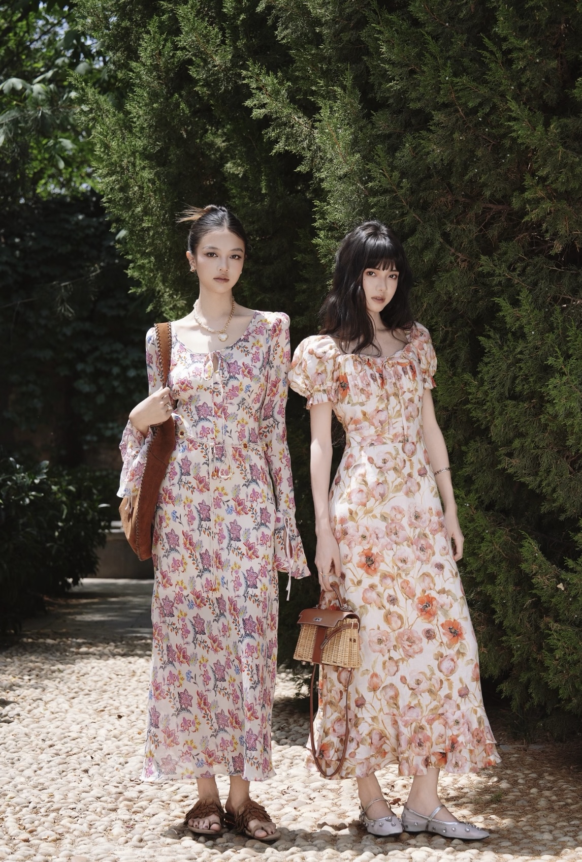 12套闺蜜OOTD｜跟姐妹这样穿出门，回头率也太高了吧！