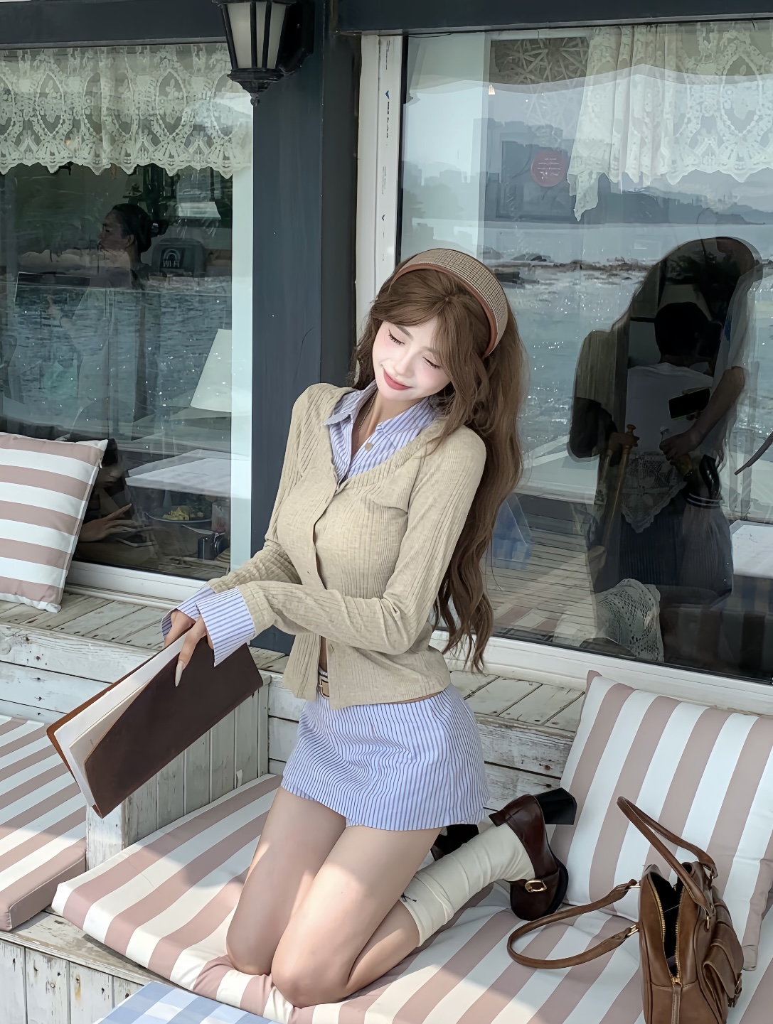 早秋的第一套穿搭怎么选？时尚、舒适是首选，适合淡人的初秋look