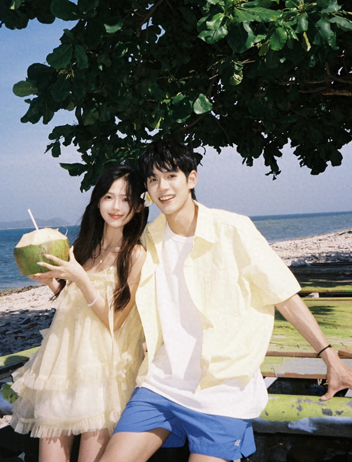 浪漫出行，爱意随行！情侣示爱穿搭你最pick哪一款