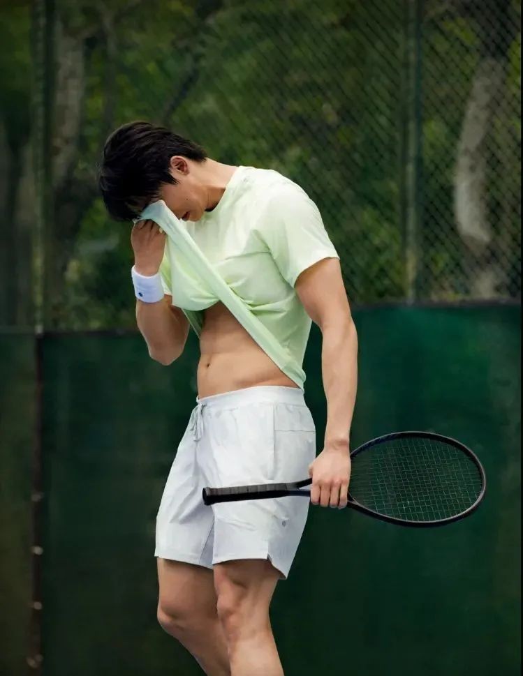 短袖穿不好，显老10岁？30岁男士避坑自救指南来了！