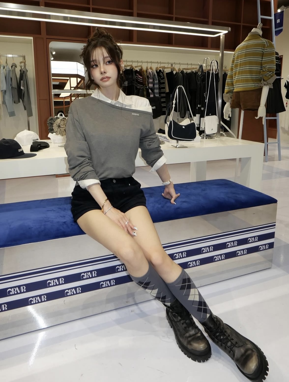 看ins博主穿搭，了解今秋时尚趋势，拿捏穿衣好品味