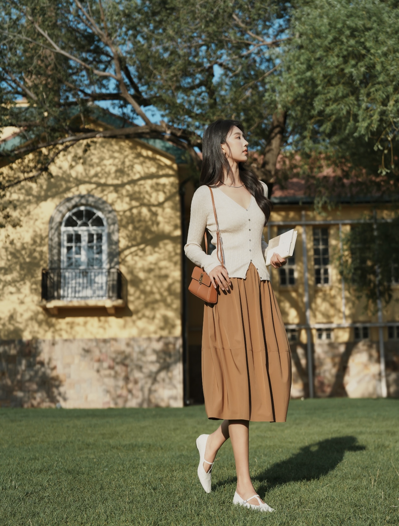 知性温柔的早秋OOTD，来自这2个品牌，“姐系”天花板