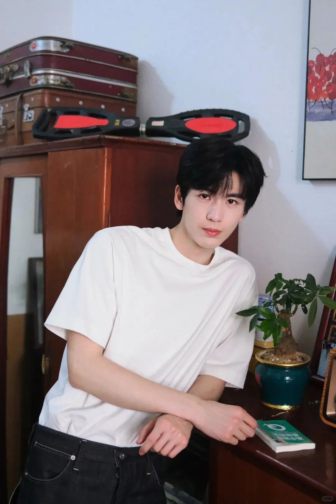 上头！张凌赫的私服品味和他的脸一样，堪称“人间艺术品”！