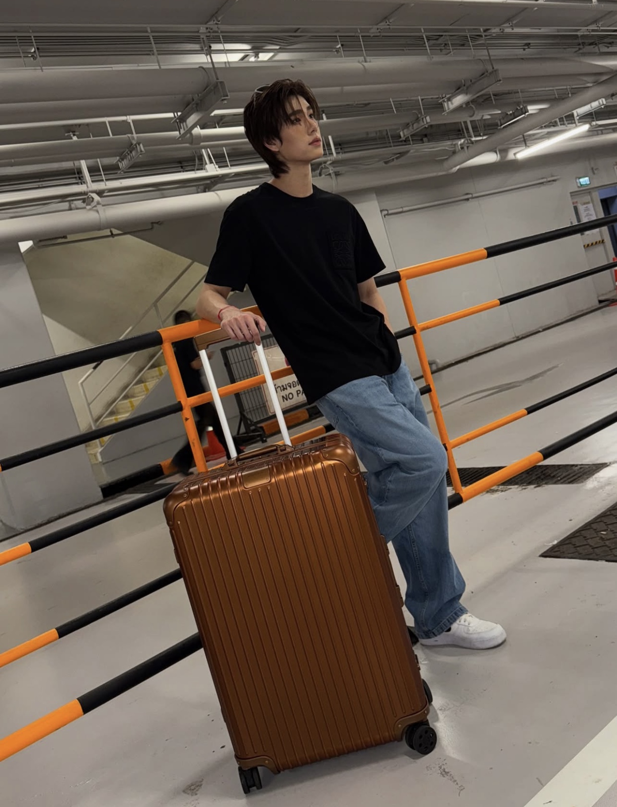 偶像男星卸去舞台光环的穿搭，才是普通人的品味升级教科书。