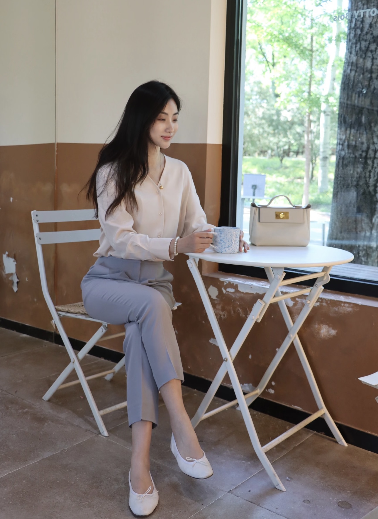 OVV剧里剧外的高级感|通勤穿搭穿不腻，气场全开的高智感