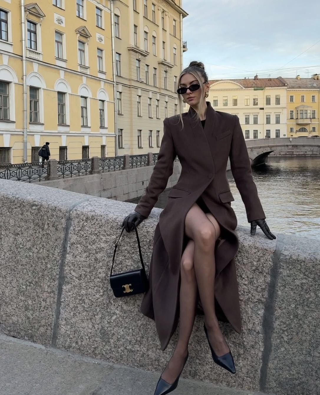 一秒入秋｜ins博主lizarudkevich的12套秋日复古穿搭，高级又吸睛