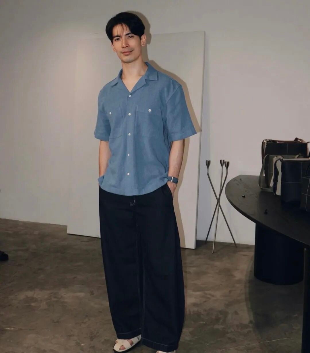 泰星SonYuKe的穿衣心得曝光：不紧绷的性感+衣冠楚楚的满分示范！