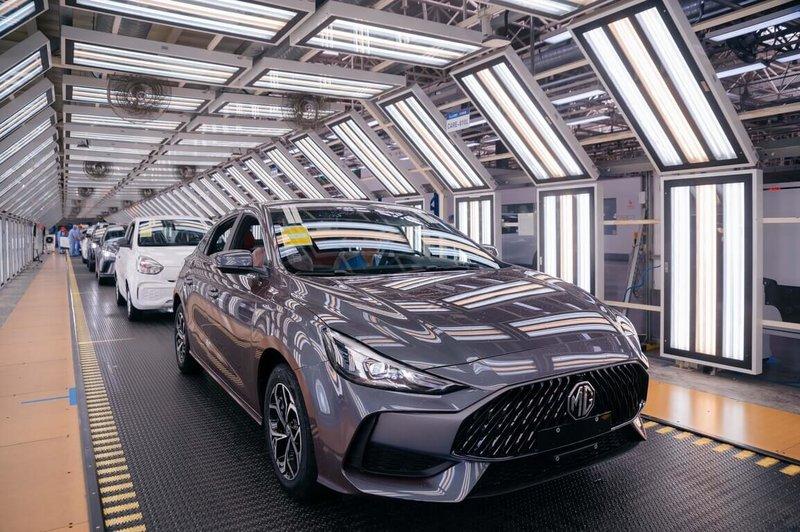 谁说传统汽车不行了？上汽用净利润暴涨432%回击