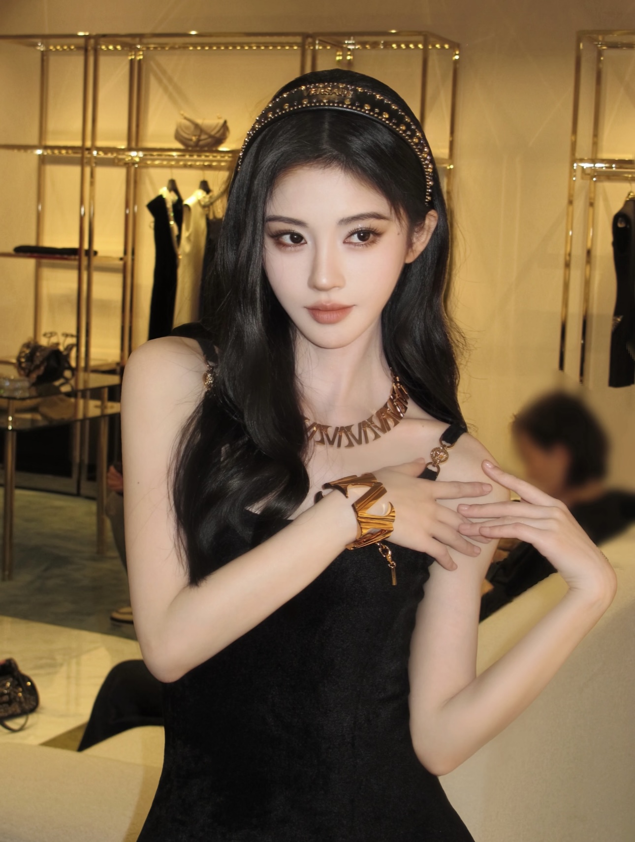 伦敦、米兰时装周“杀”疯啦！众星云集，闪耀国际