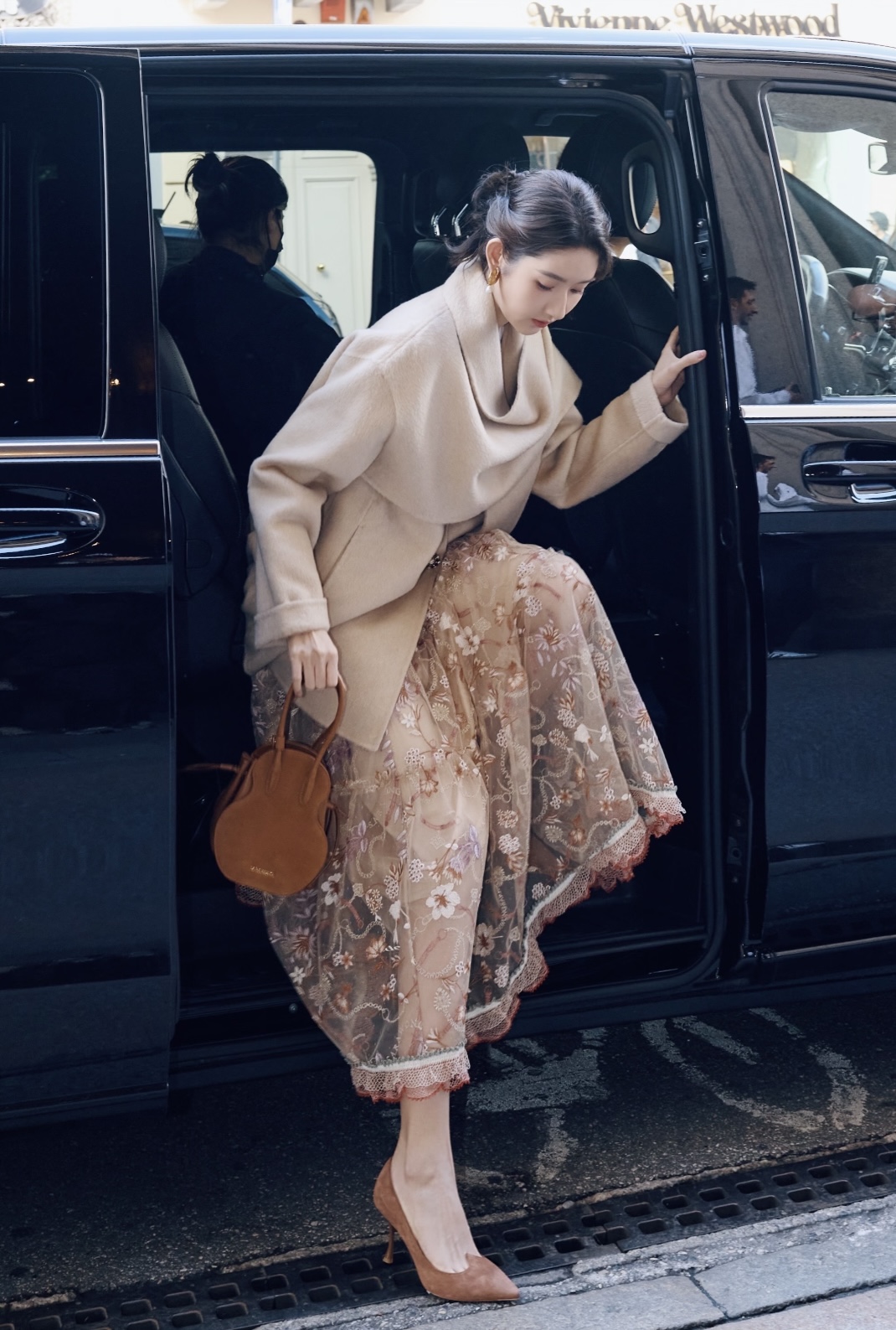 伦敦、米兰时装周“杀”疯啦！众星云集，闪耀国际