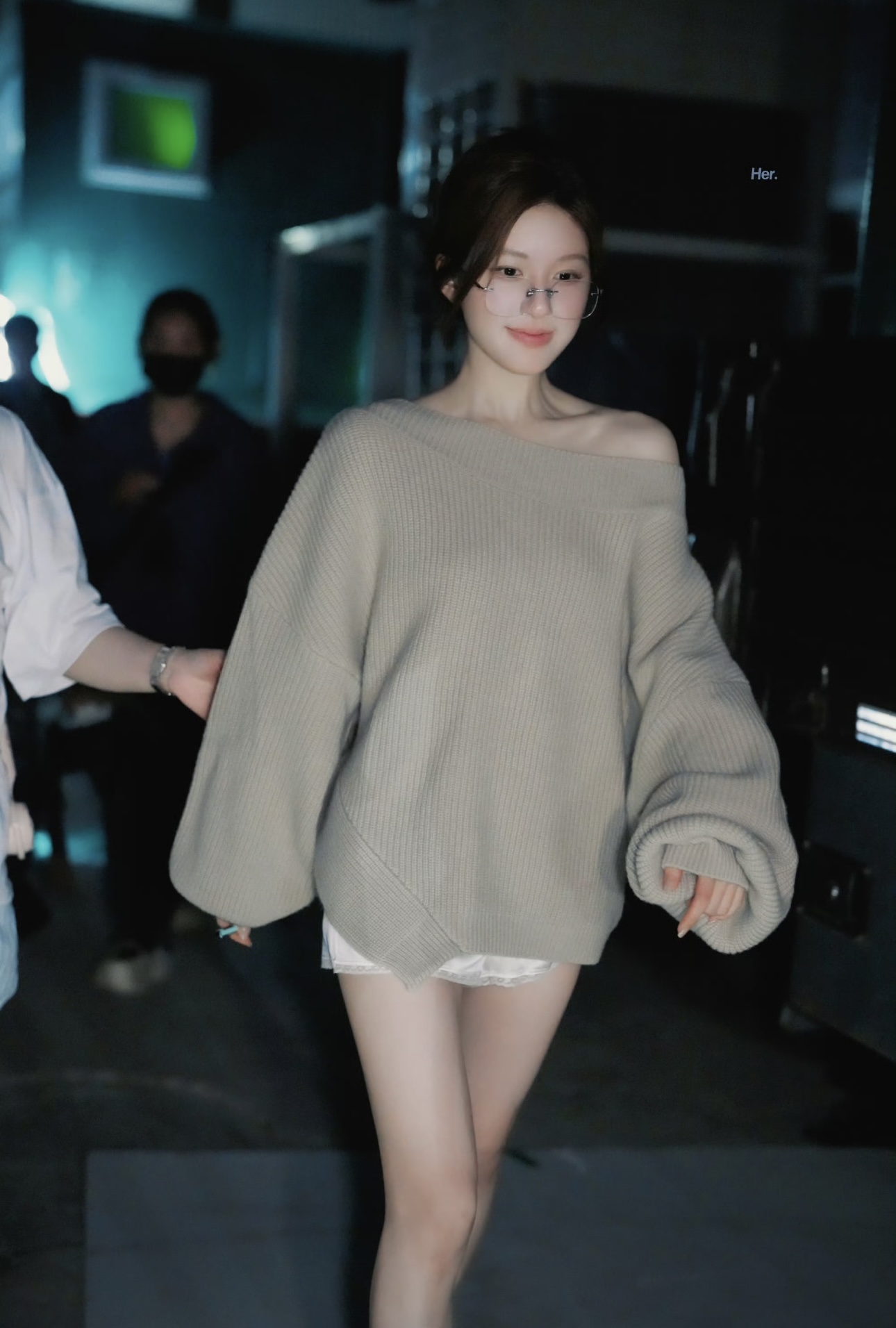 许妍的花样衣橱大放送，或休闲或温柔，每一套都超时尚