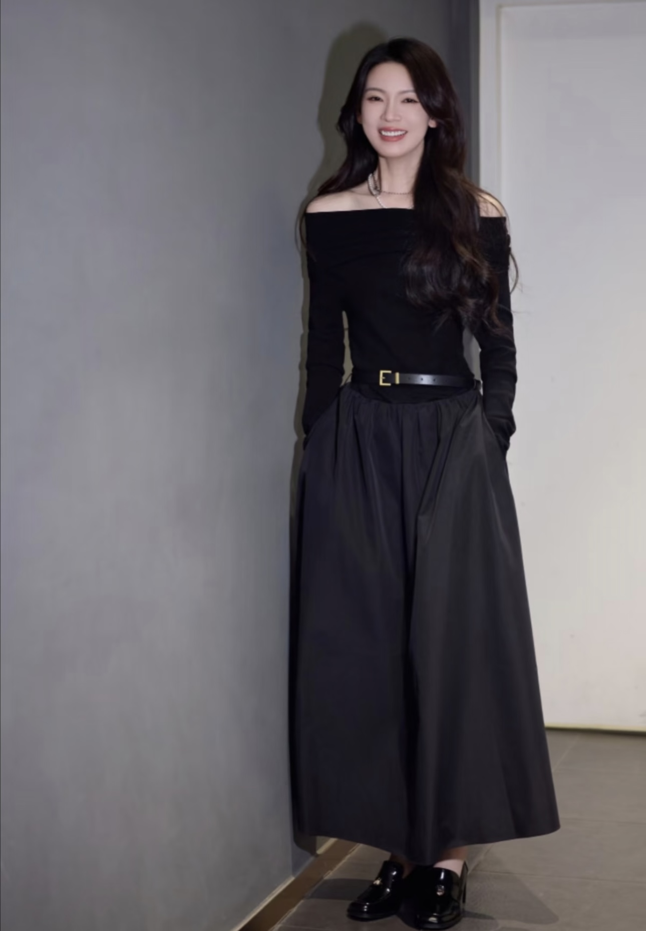 林允陈瑶包上恩新剧各显各美，私服穿搭时尚百变，你最get到谁