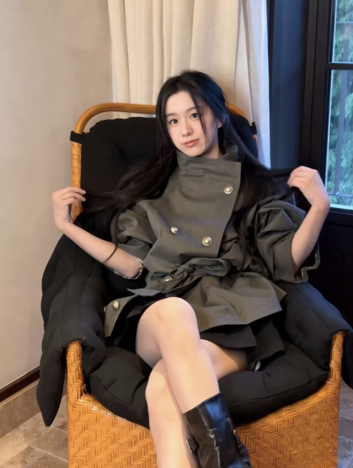 林允陈瑶包上恩新剧各显各美，私服穿搭时尚百变，你最get到谁