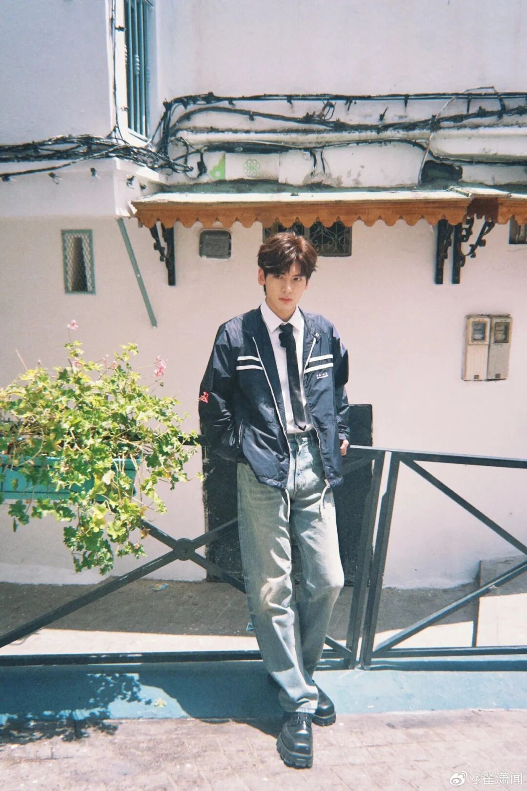 从“普通好看”到“龚俊级惊艳”，你的外套只差这些细节。