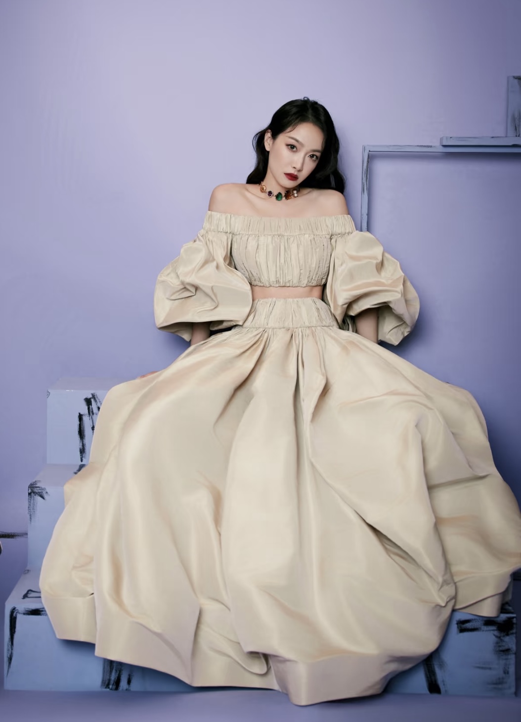 VOGUE时尚之力盛会，以花为名，让众星闪耀红毯