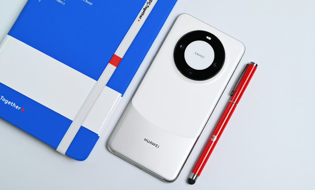 昔日一机难求，今朝价格亲民，华为旗舰越来越亲民了！