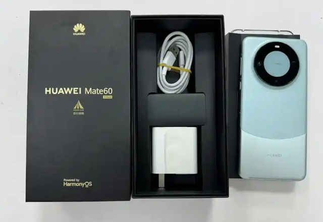 昔日一机难求，今朝价格亲民，华为旗舰越来越亲民了！