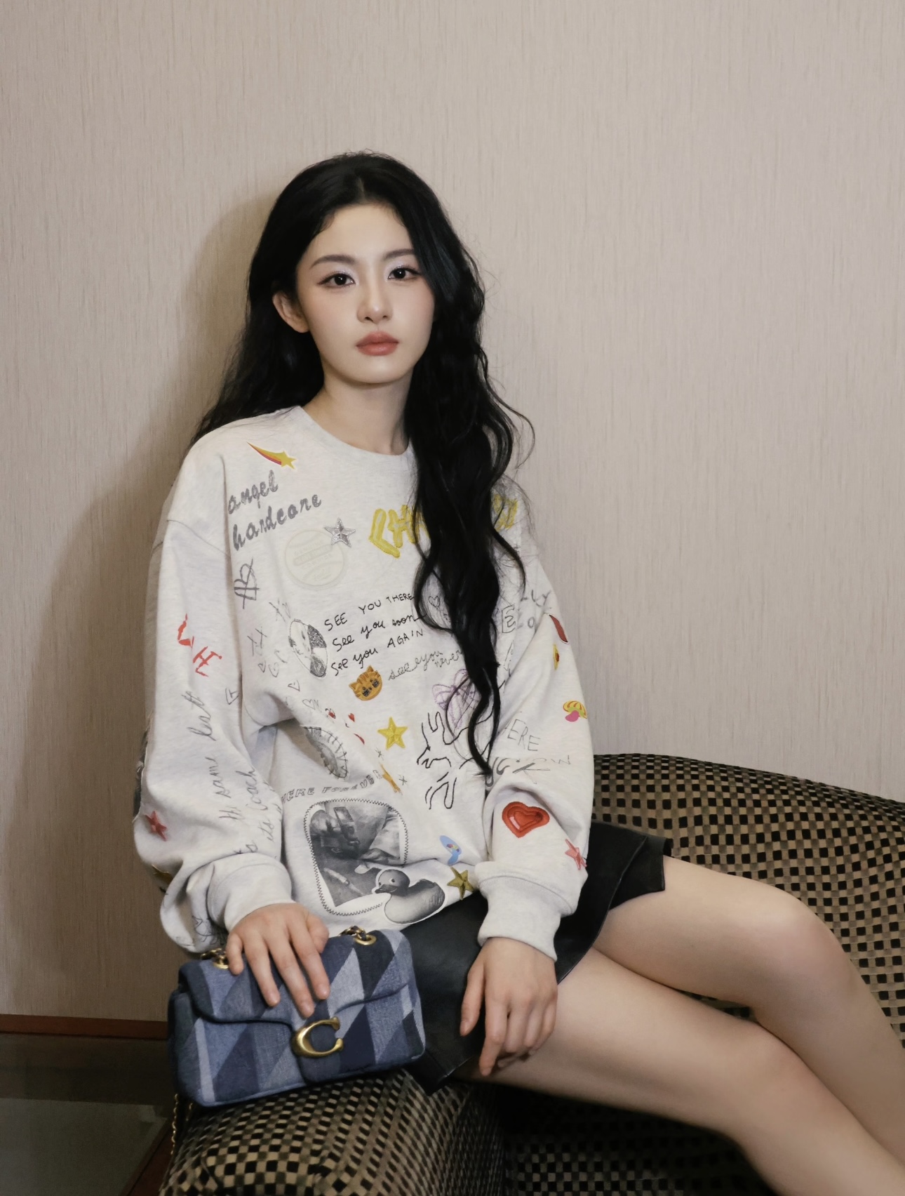 又被赵晴惊艳到了，清瘦又甜美，私服超百搭！超日常！