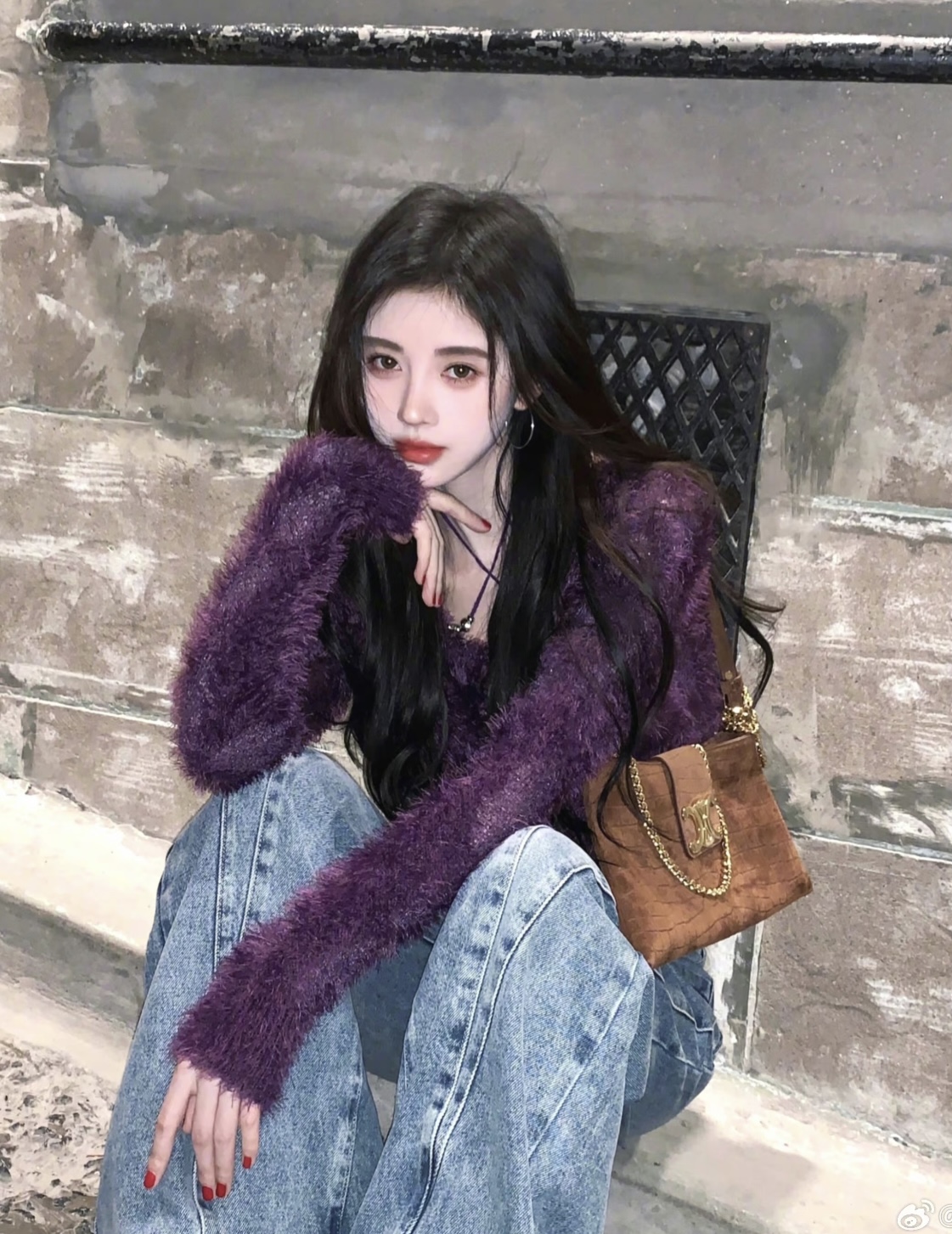 赵露思鞠婧祎是行走的穿搭种草机，小个子女生必备，慵懒又甜美