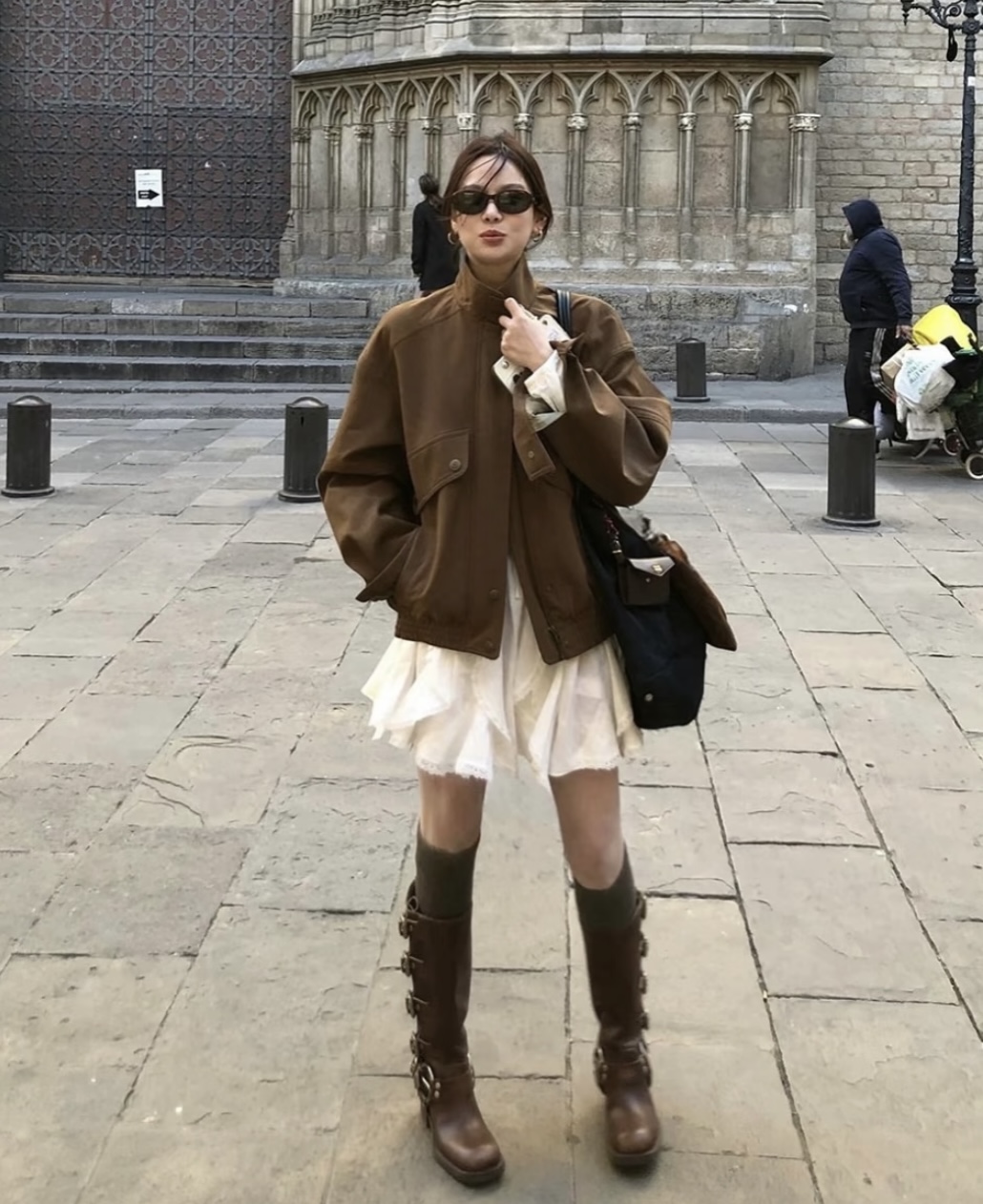 赵露思鞠婧祎是行走的穿搭种草机，小个子女生必备，慵懒又甜美