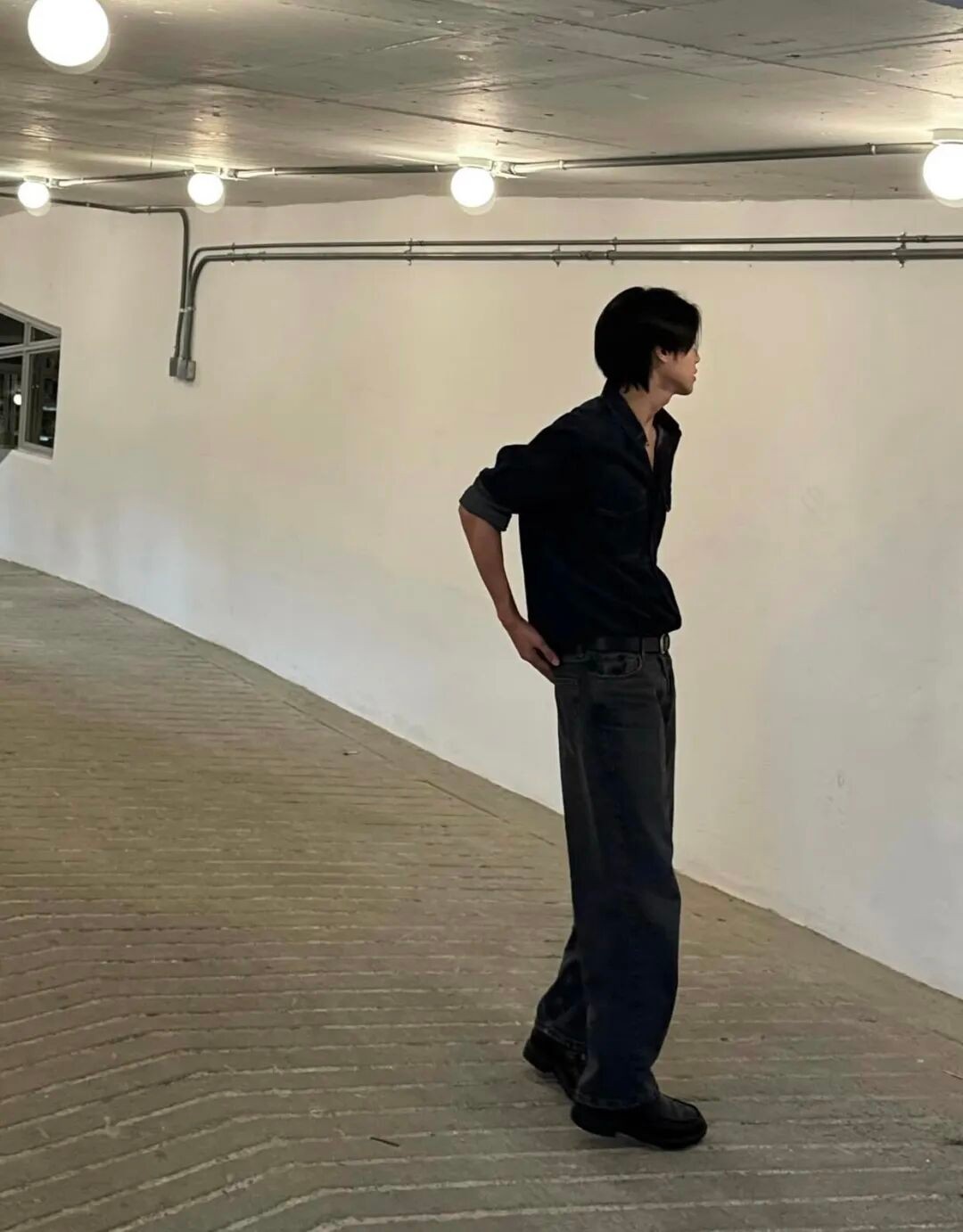 挖到宝藏了！泰国歌手Peemwasu的穿搭，简直是隐藏的时尚教科书！