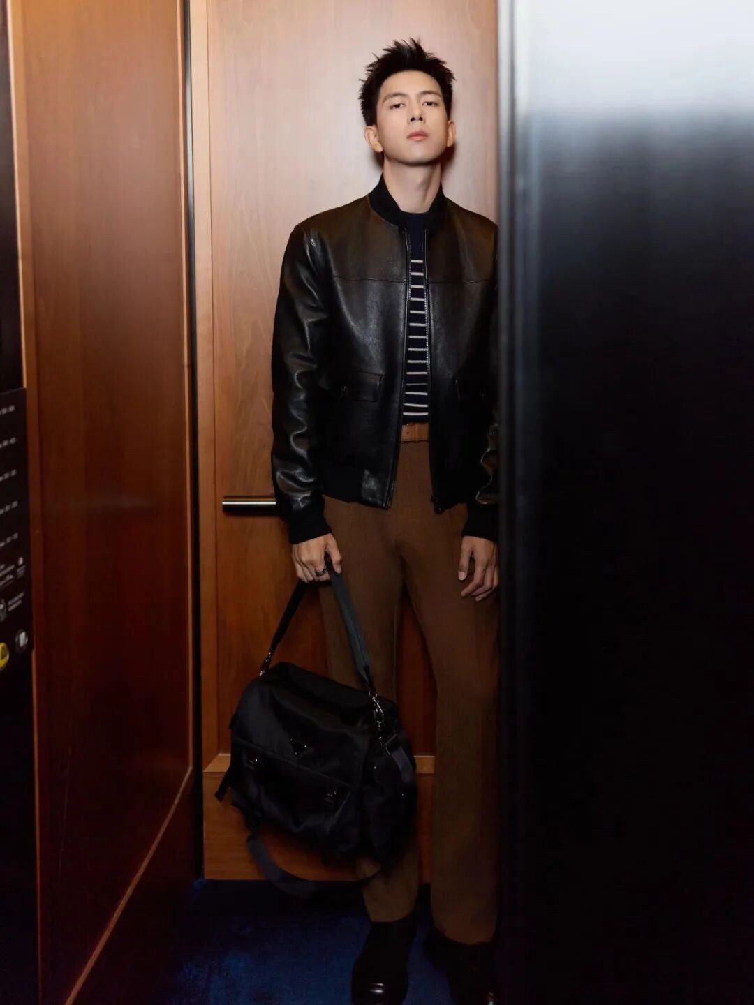 男生秋冬穿搭计划：帮你们从宋威龙、丁禹兮的私服中总结经验！