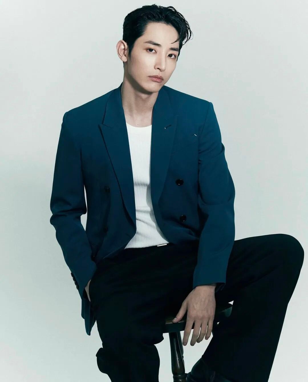 李洙赫就是大部分男生的互联网穿搭模板！你们同意吗？