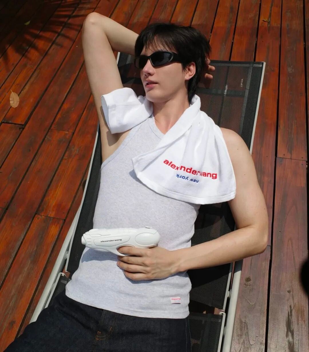 一件背心，两种男人：穿对是荷尔蒙，穿错是地沟油！