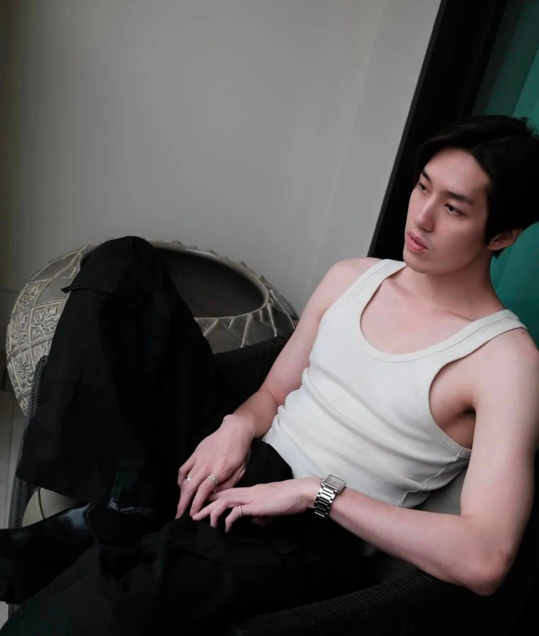 一件背心，两种男人：穿对是荷尔蒙，穿错是地沟油！