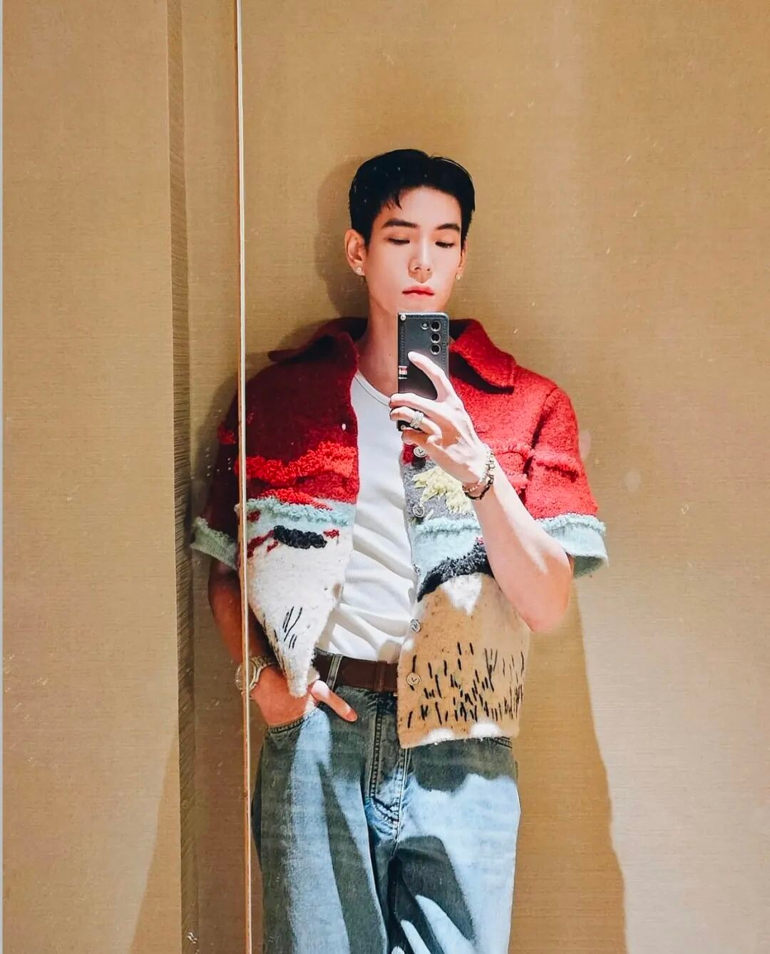 一件背心，两种男人：穿对是荷尔蒙，穿错是地沟油！