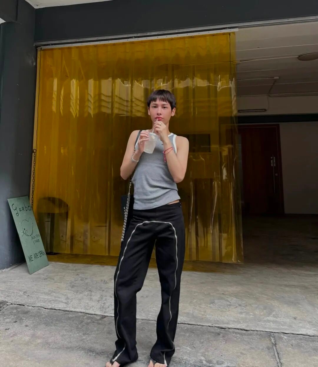 一件背心，两种男人：穿对是荷尔蒙，穿错是地沟油！