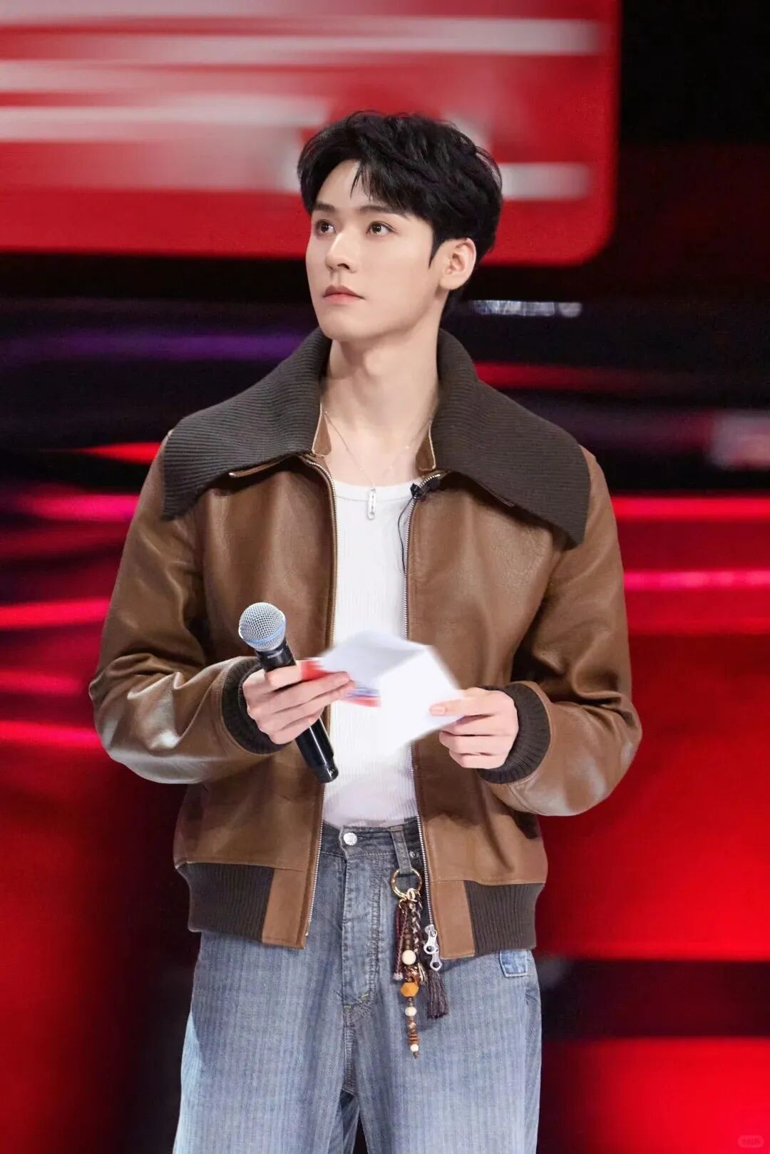 皮衣穿着法则：几条铁律，穿出“生人勿近”的顶级气场