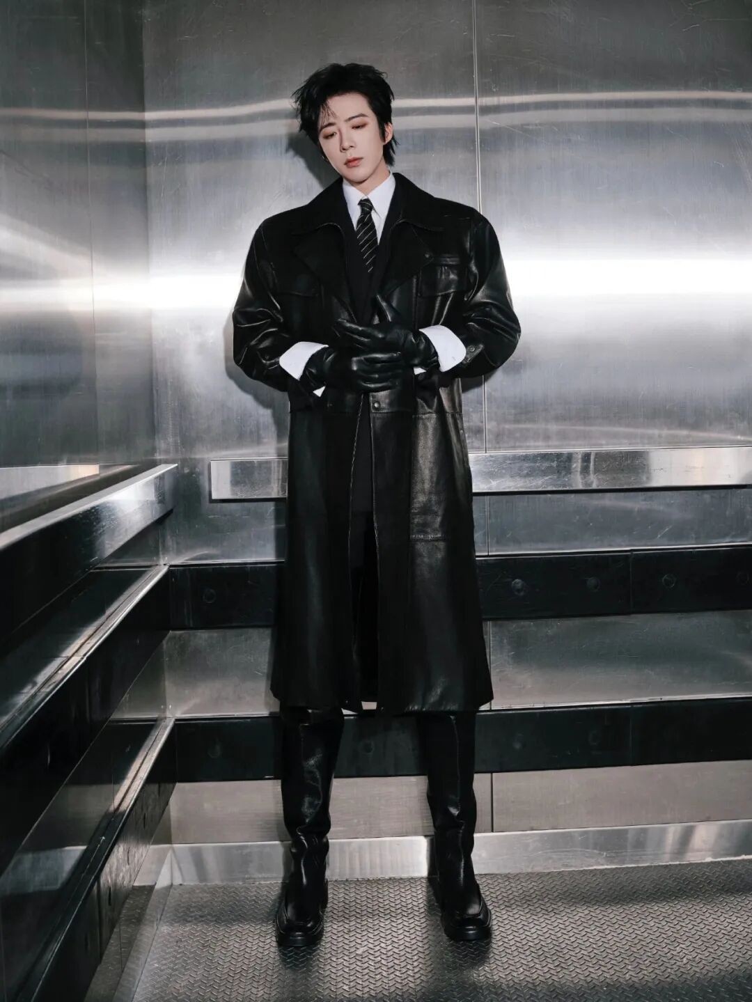 皮衣穿着法则：几条铁律，穿出“生人勿近”的顶级气场