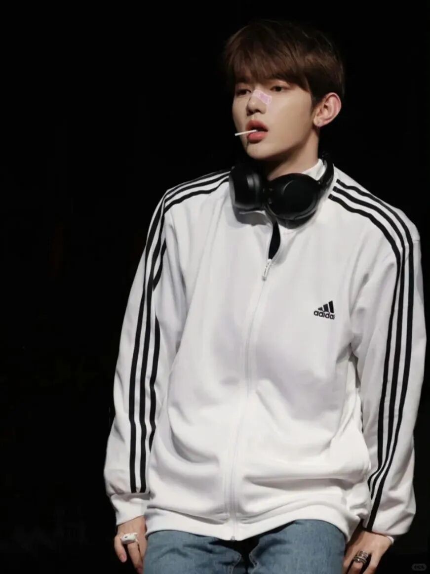 爆改普通男生！运动夹克这么穿，让你悄悄卷死同龄人。