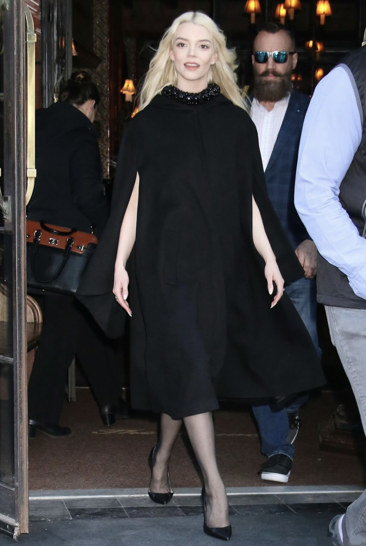 Dior缪斯｜Anya Taylor- Joy的个性穿搭，每一套都走在时尚的前端