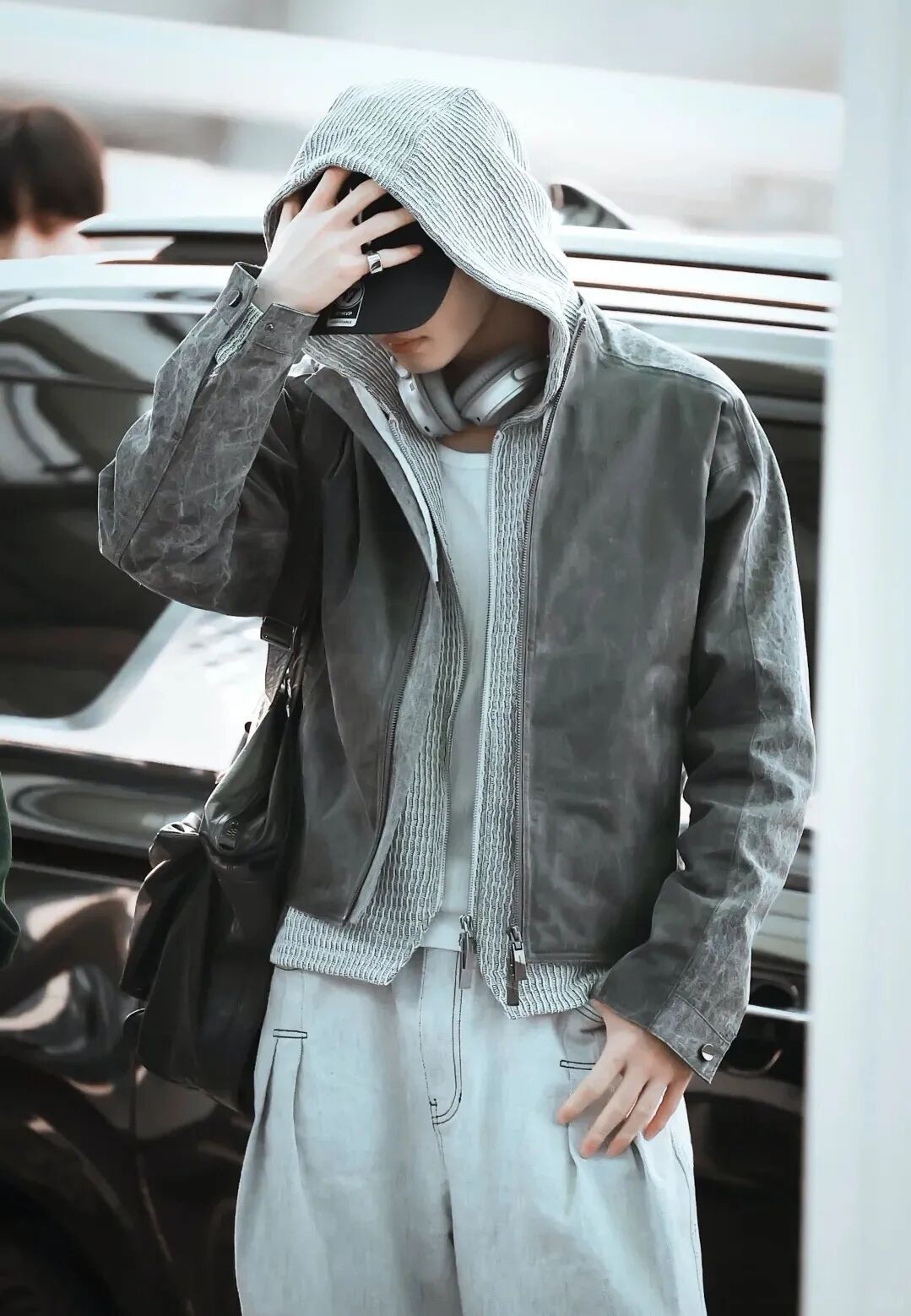 男生冬季质感穿搭指南：用精简搭配，穿出无声的高级感