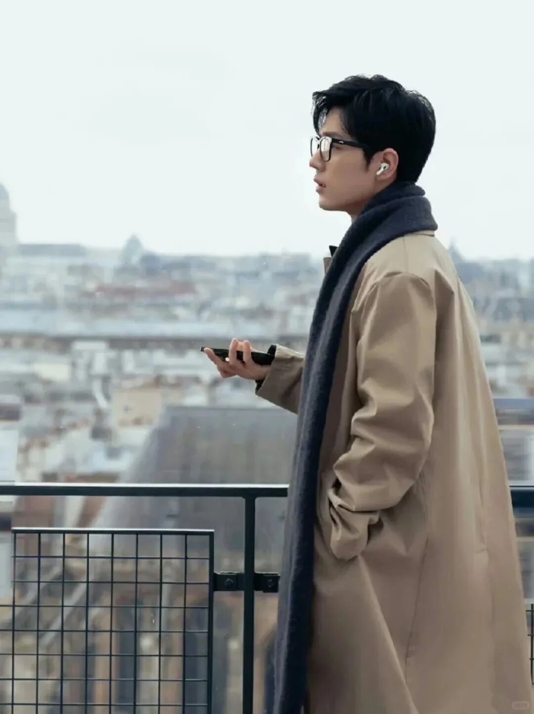 围巾：优雅与危险并存，是男人最温柔的武器，也考验审美功底。