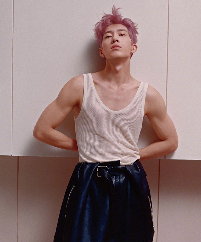 谁说男明星只会花里胡哨？井柏然的私服穿搭是高级审美！抄吧！