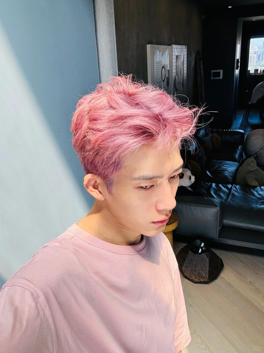 谁说男明星只会花里胡哨？井柏然的私服穿搭是高级审美！抄吧！