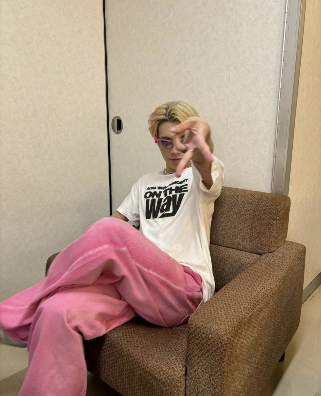 男生白T穿搭「黄金法则」：记住这几点，怎么穿都好看！