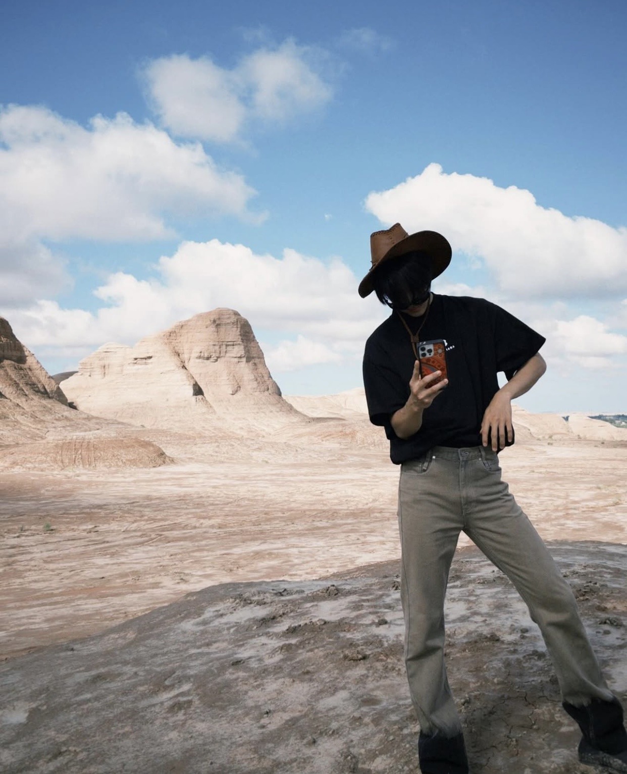 知道白T之外的世界有多大吗？难怪你总被说“路人甲”！