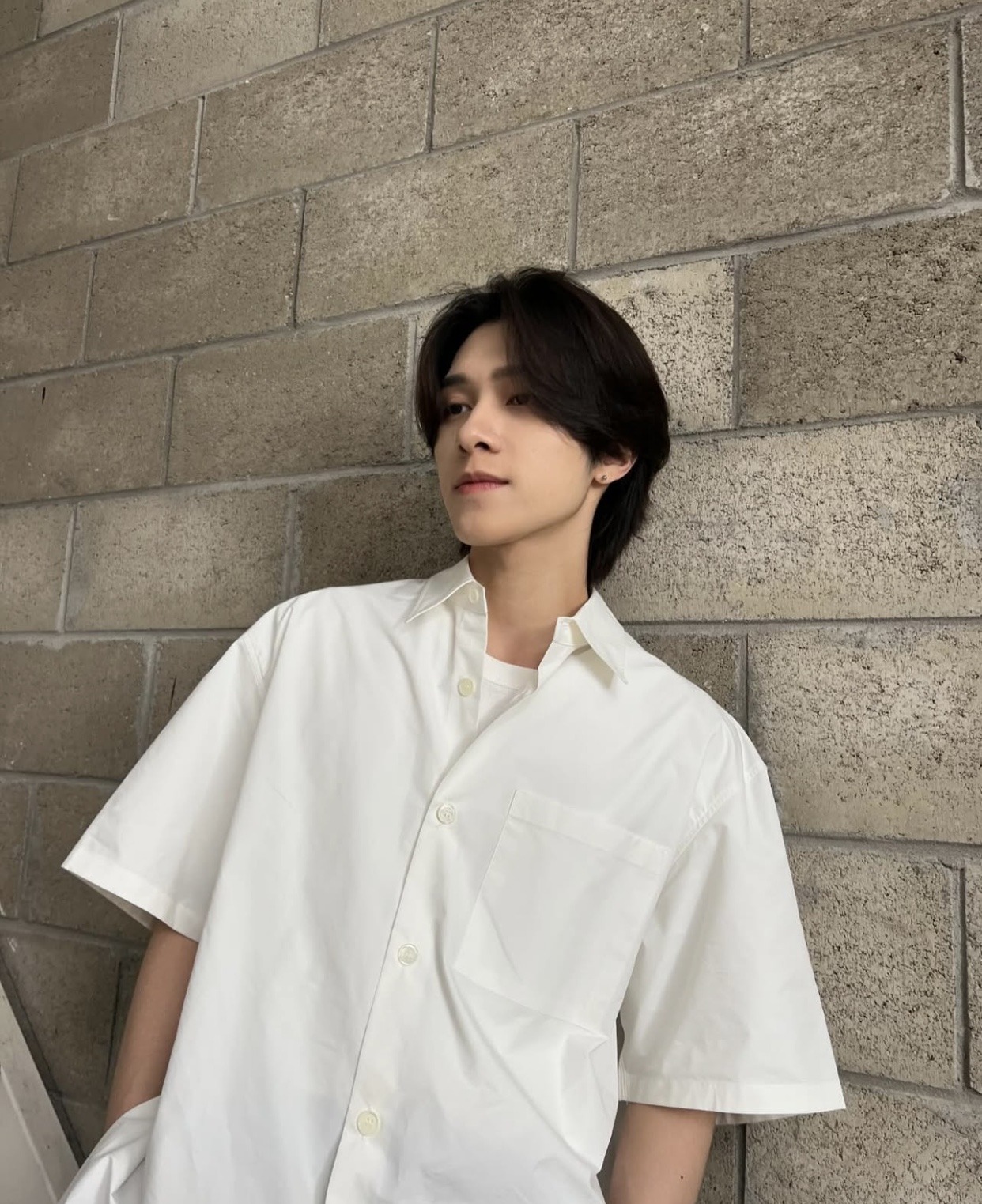 普通男生别慌！短袖衬衫“逆天改命”穿搭法，让你悄悄提升颜值！