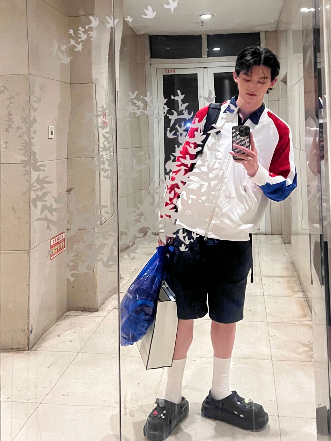 “爸味”拖鞋OUT：楼下倒垃圾穿法进阶潮男出街穿法！