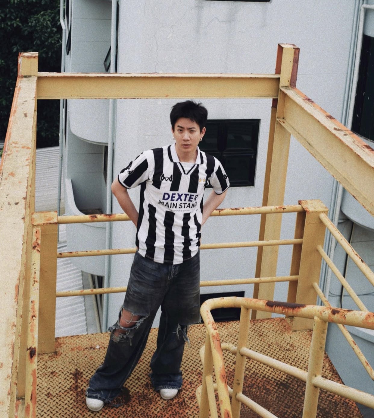 男生衣柜里的“反骨”：不会穿破洞牛仔，怎么敢说有个性？