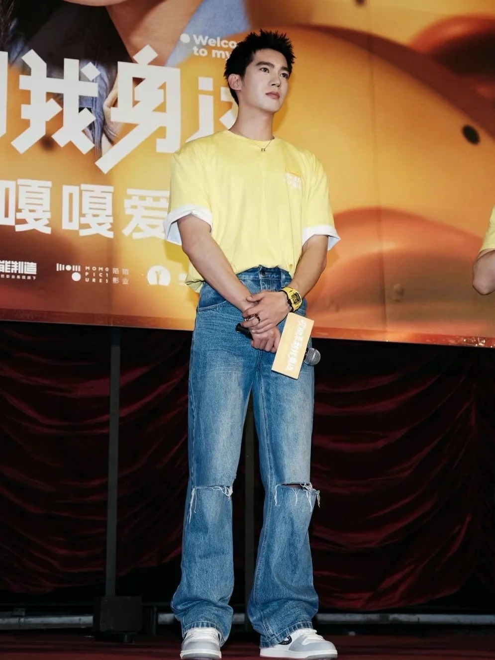 男生衣柜里的“反骨”：不会穿破洞牛仔，怎么敢说有个性？